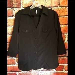 Women’s Black Passport Button up Blouse Top Medium 3/4 sleeve Roll up M